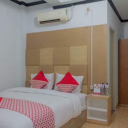 Oyo 649 K68 Residence Jacarta Exterior foto